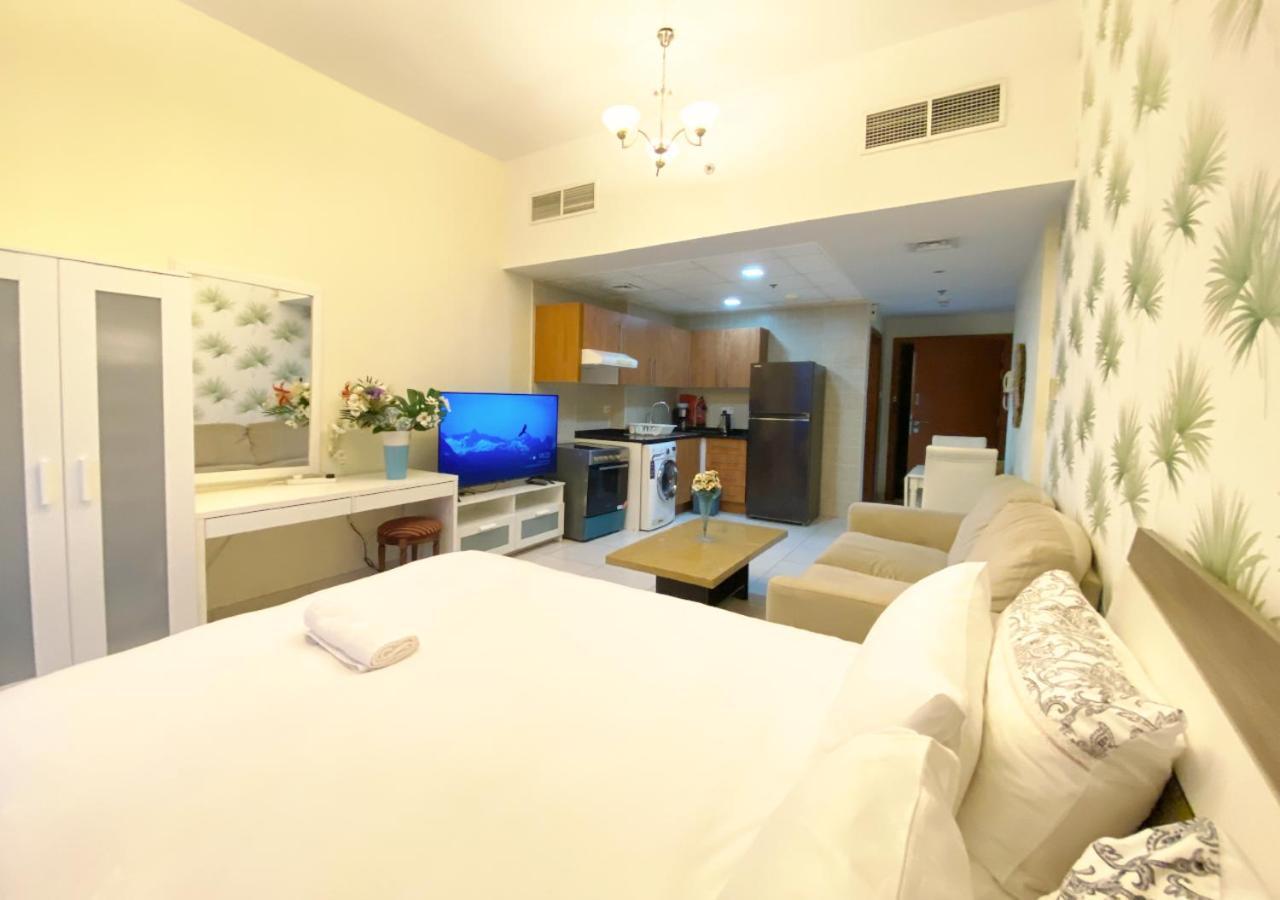Panoramic Sea Views Studio Apartment - Marina Дубай Екстер'єр фото